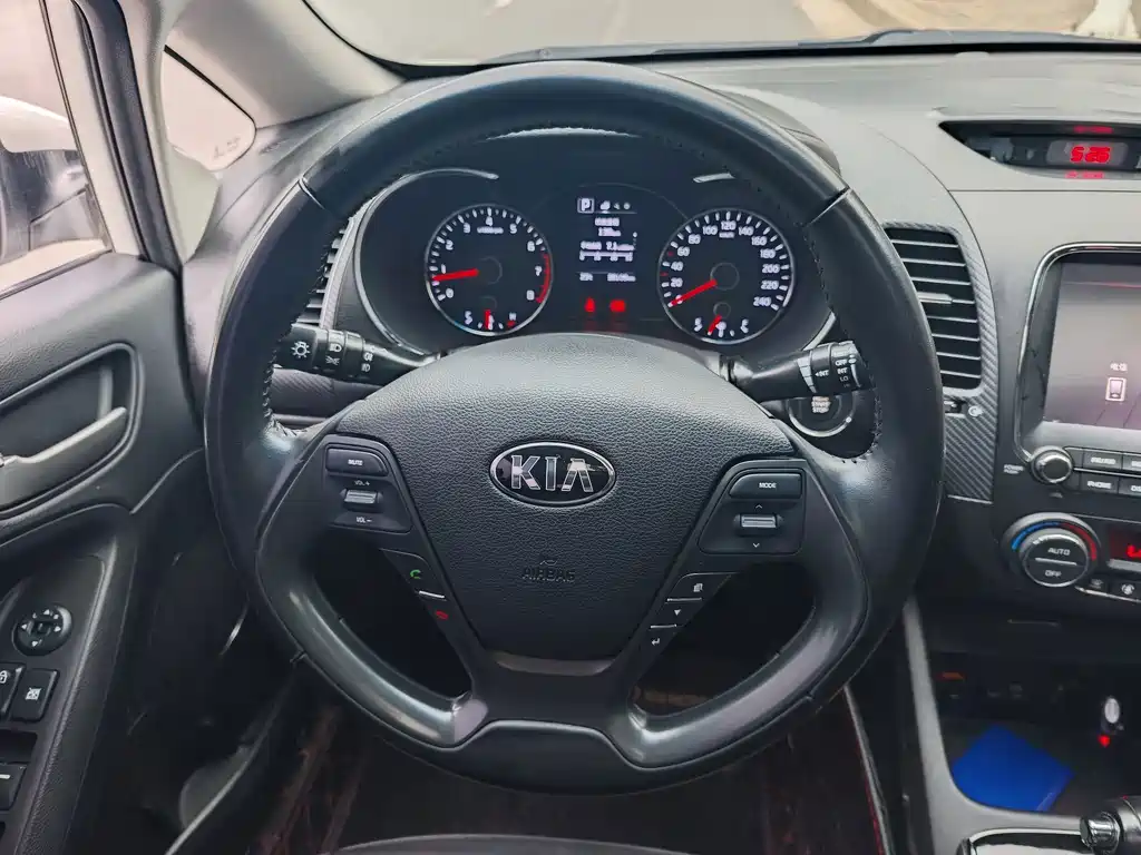 Kia K3 — миниатюра 13