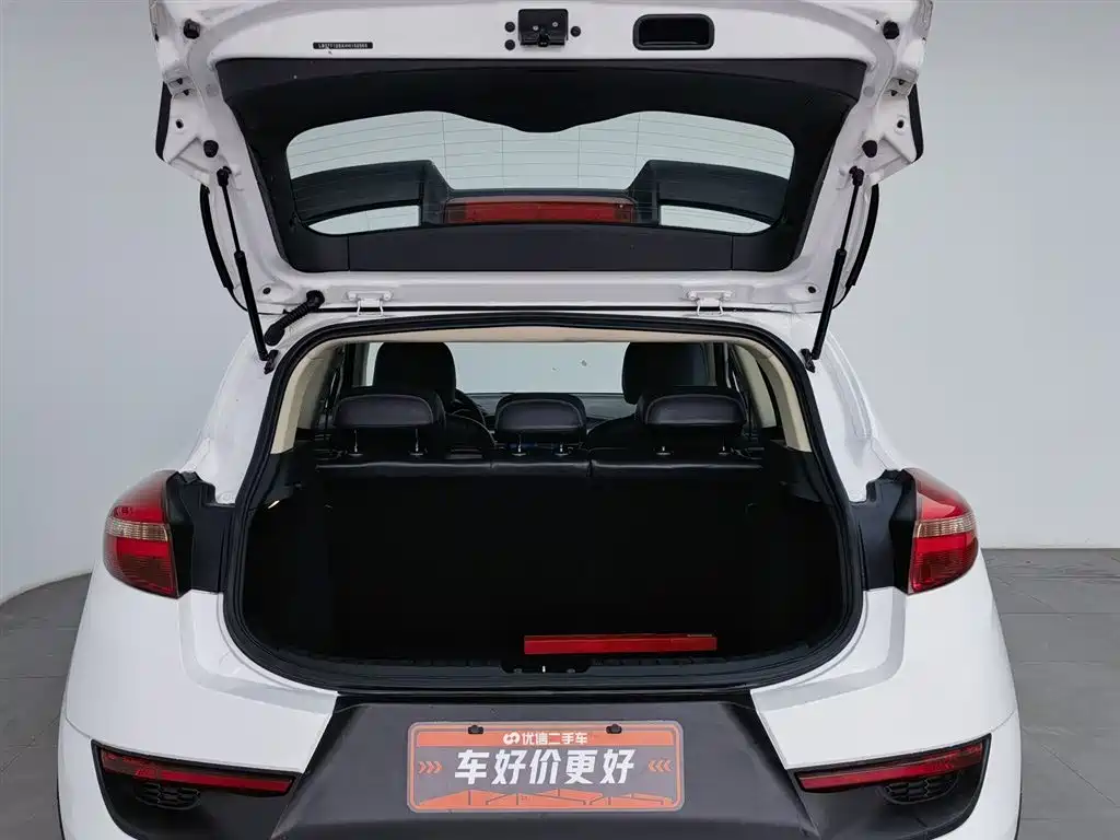 GEELY AUTOMOBILE EMGRAND GS