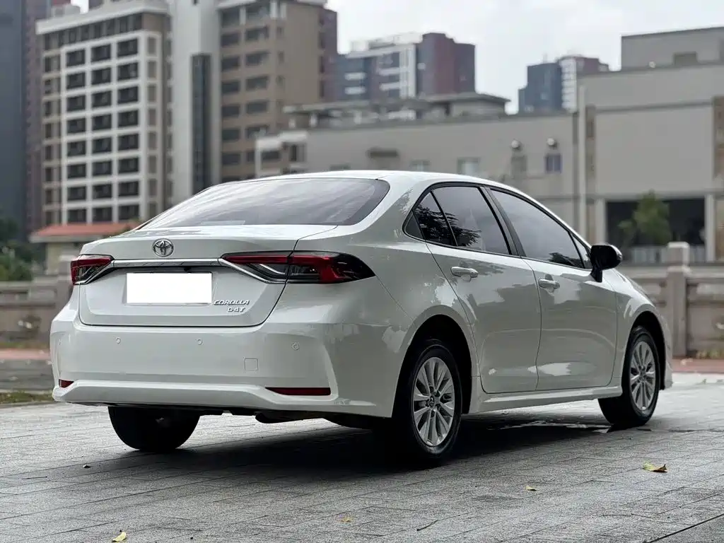Toyota Corolla — миниатюра 9
