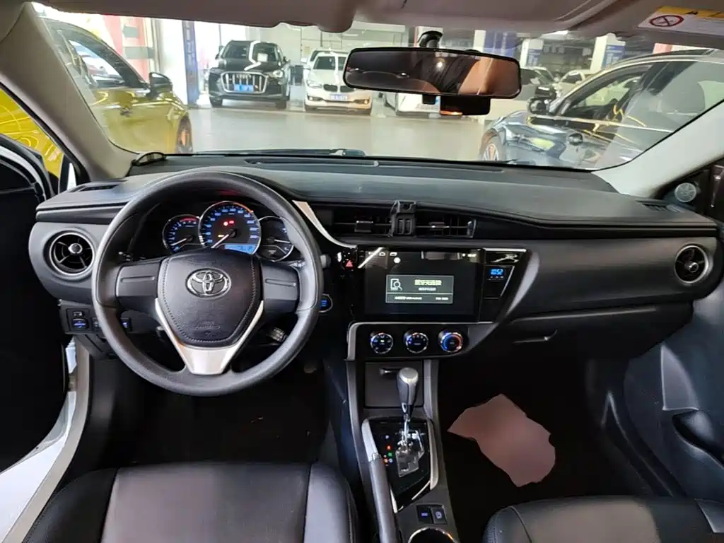 Toyota Corolla — миниатюра 10