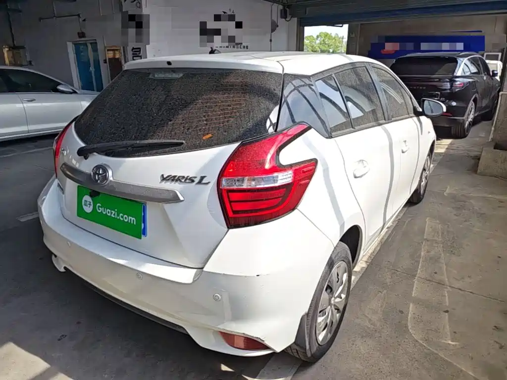 Toyota Yaris L — миниатюра 7