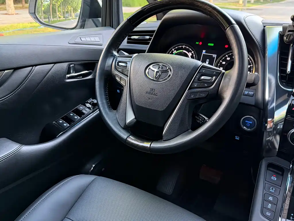 Toyota Alphard 2020 2.5L Luxury