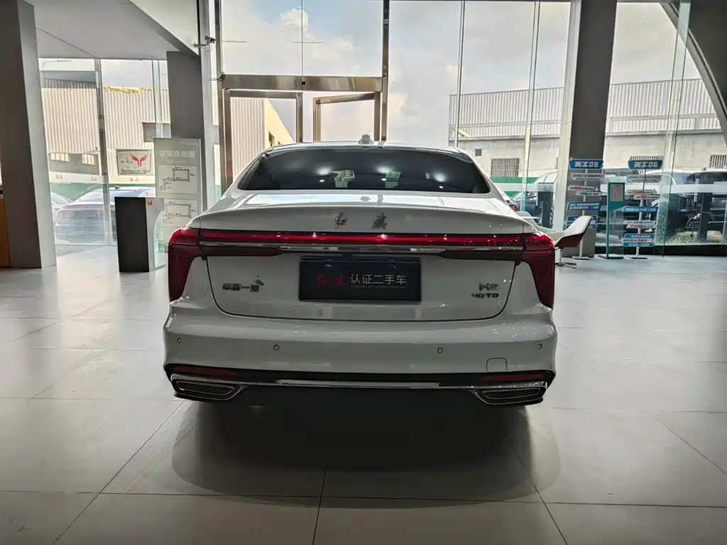 Hongqi Hongqi H5 — миниатюра 15