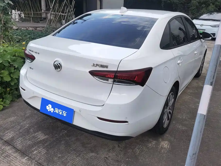 Buick Excelle — миниатюра 3