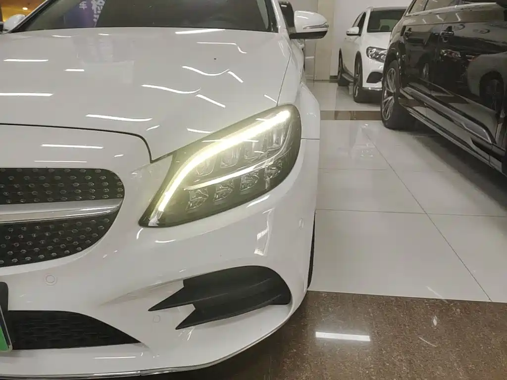 Mercedes-Benz C-Class — миниатюра 24
