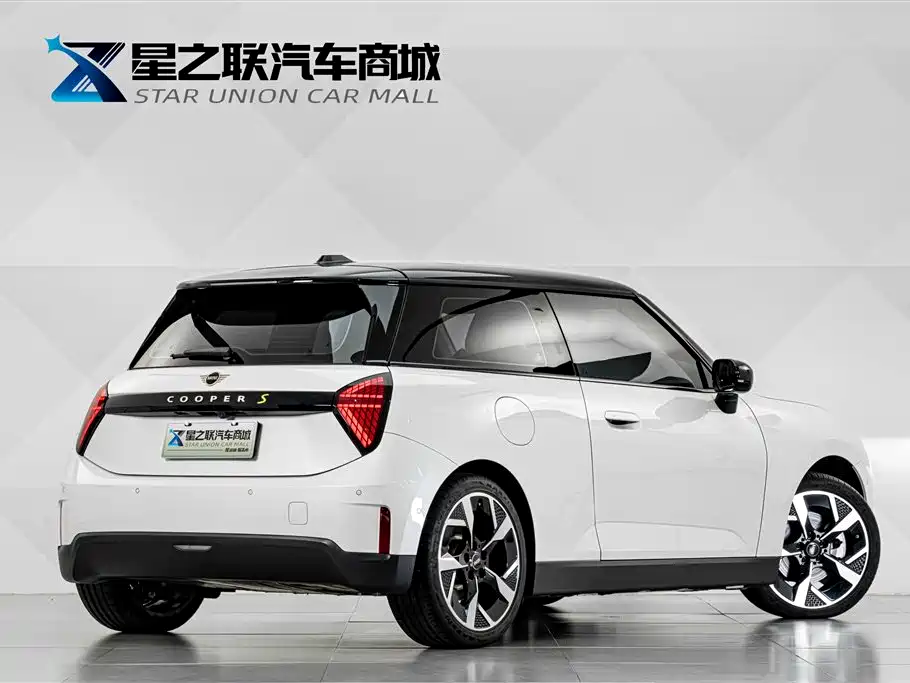 MINI MINI COOPER EV — миниатюра 6
