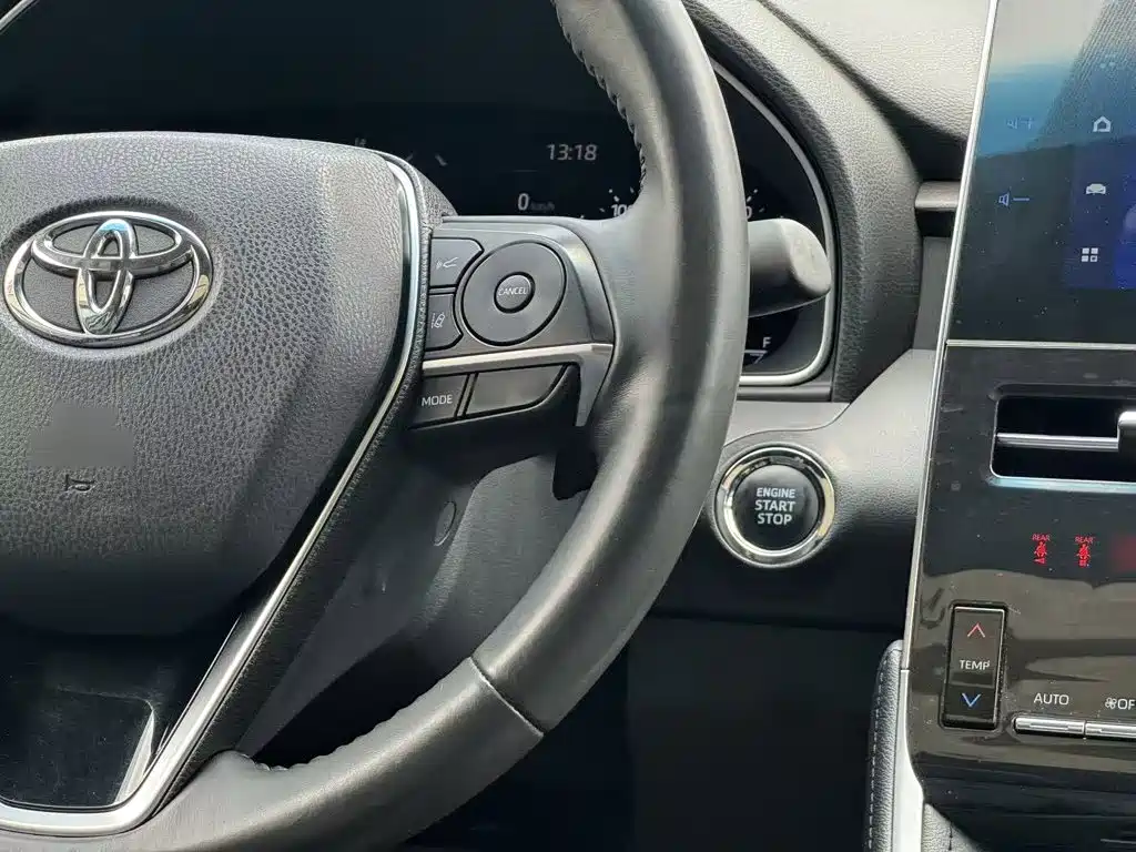 Toyota Avalon — миниатюра 16