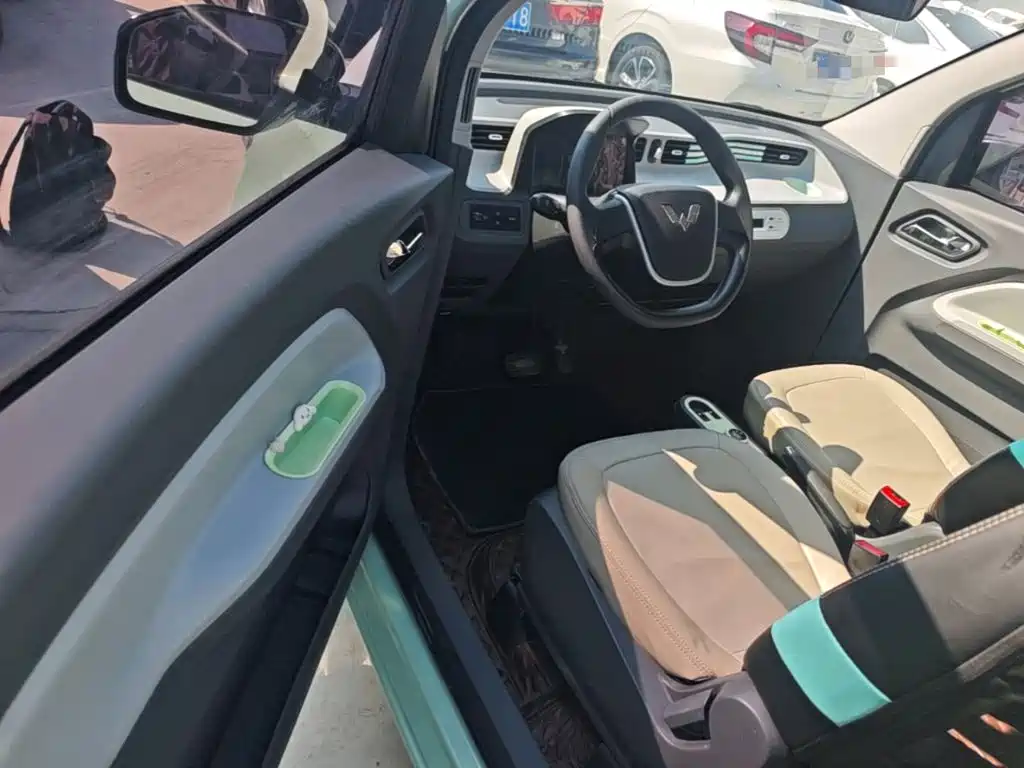Wuling MINIEV — миниатюра 16
