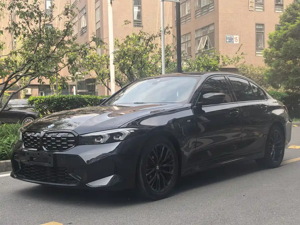 BMW 3 Series 2024