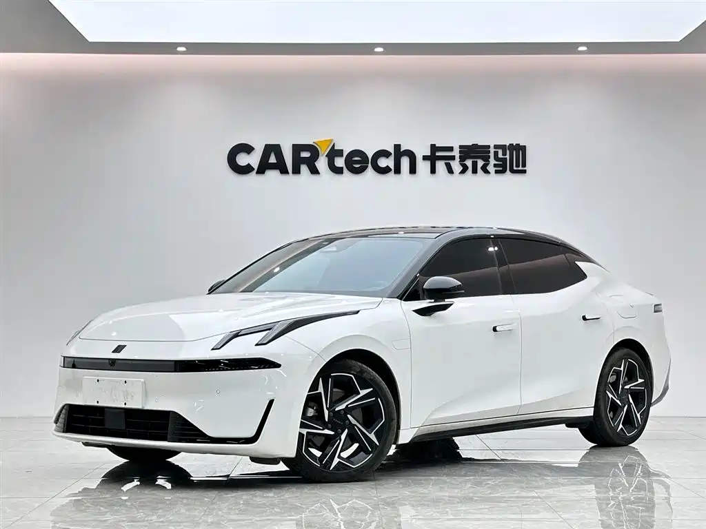 Lynk & Co 07 EM-P 2024