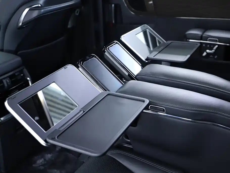 Toyota Alphard — миниатюра 9