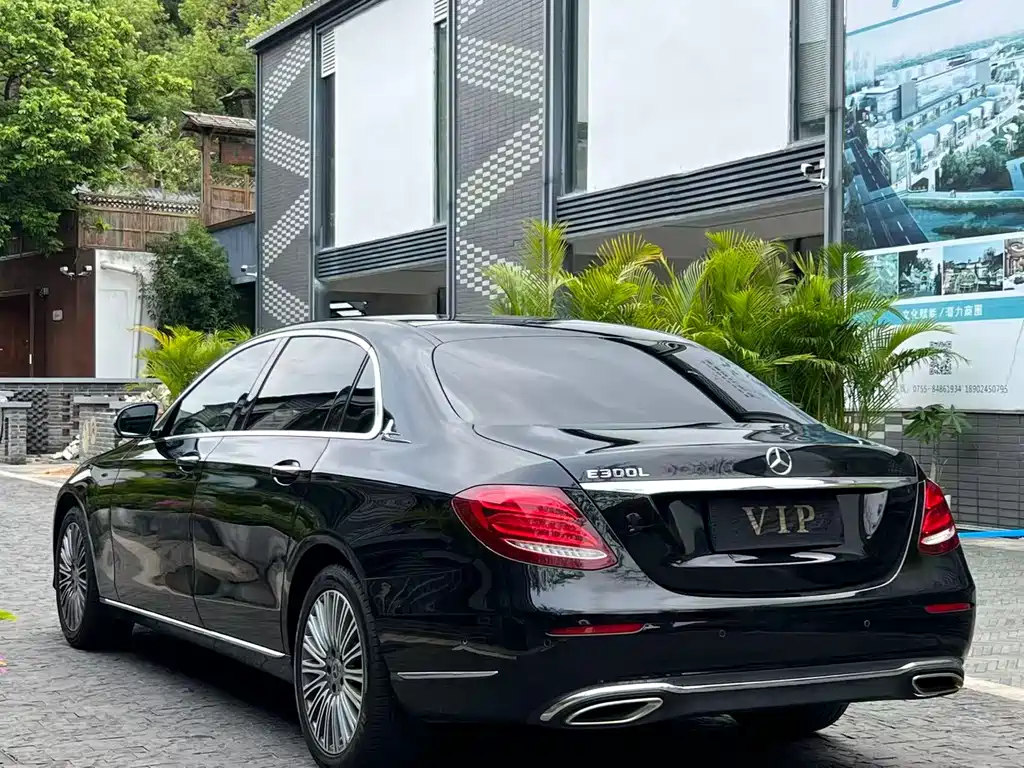 Mercedes-Benz E-Class E 2020 E 300 L Fashion