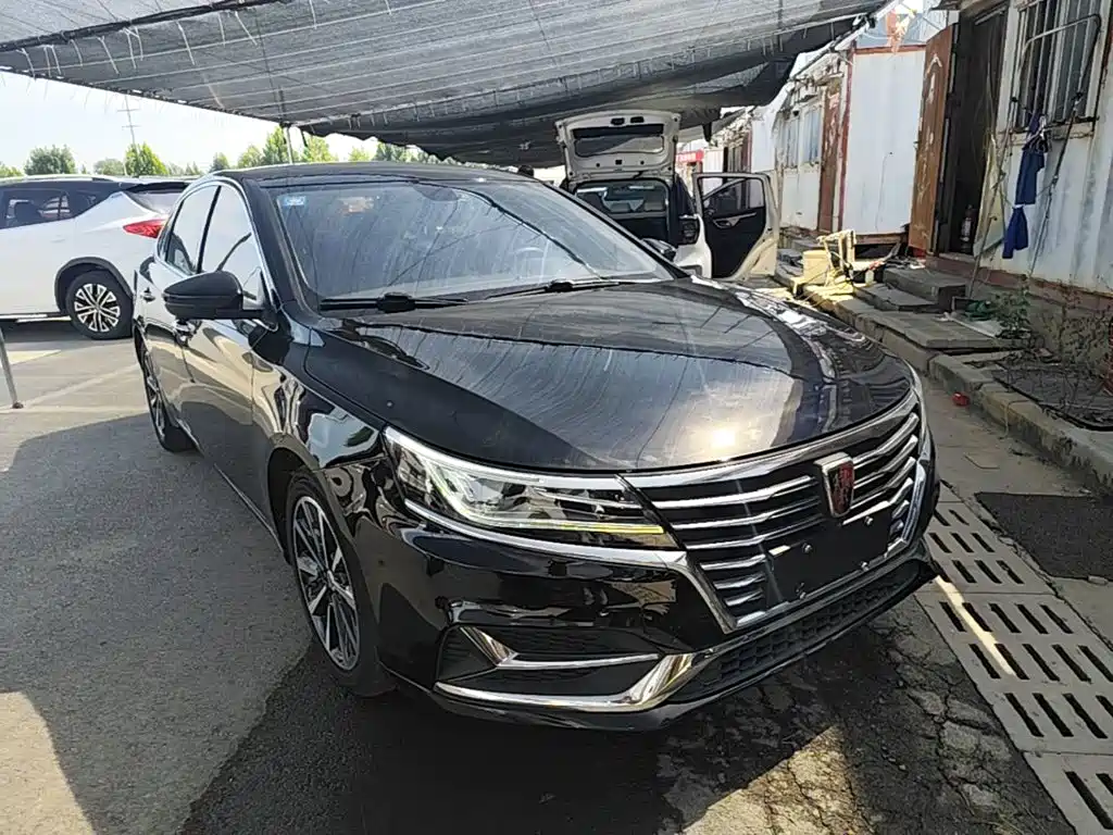 Roewe i6 New Energy — миниатюра 4