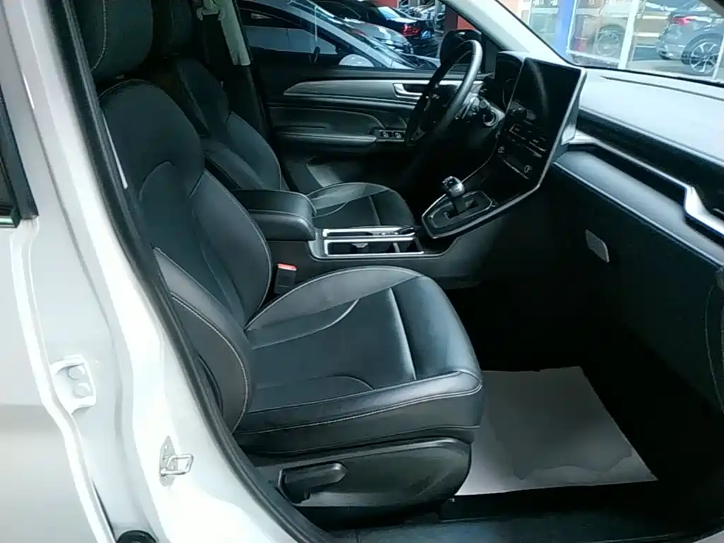 Haval M6 — миниатюра 25