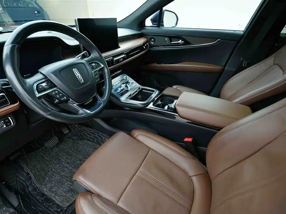 Lincoln Nautilus 2021 2.7T