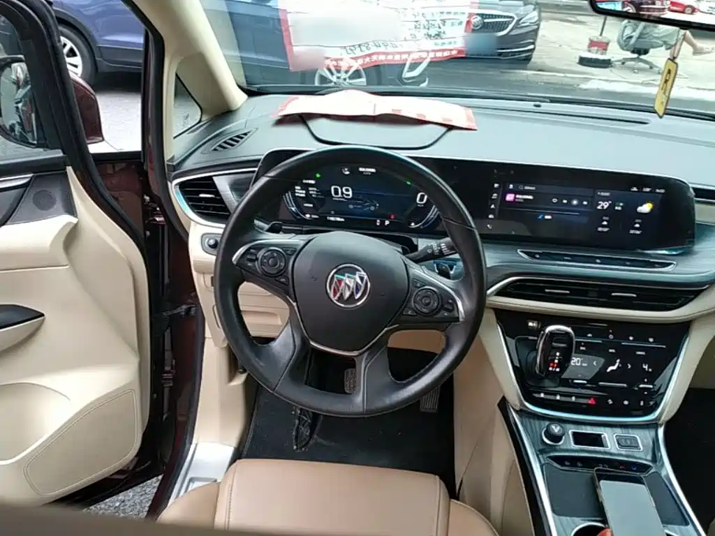 Buick GL8 — миниатюра 11