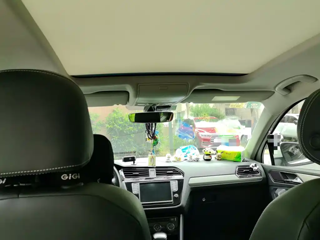 Volkswagen Tiguan L — миниатюра 9