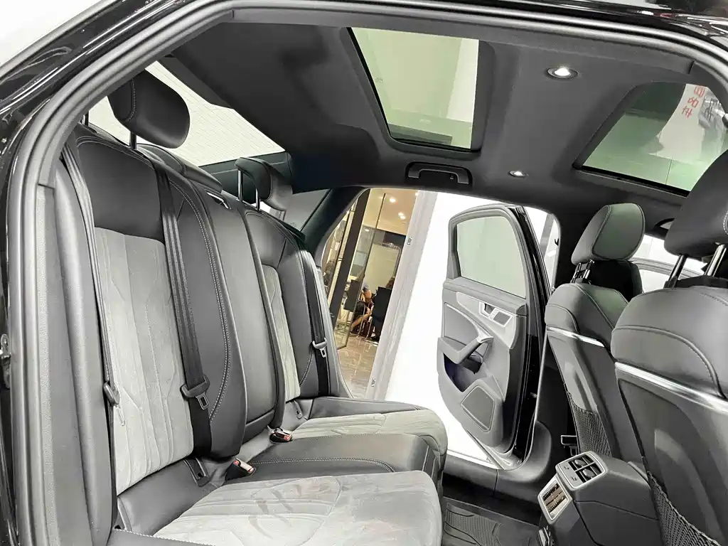 Audi A6L 2024 45 TFSI