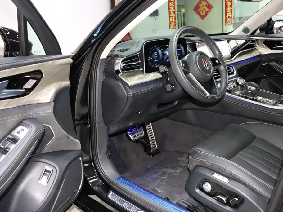 Hongqi H9 2022 2.0T