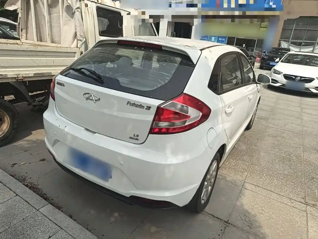 Chery Fengyun 2 — миниатюра 7
