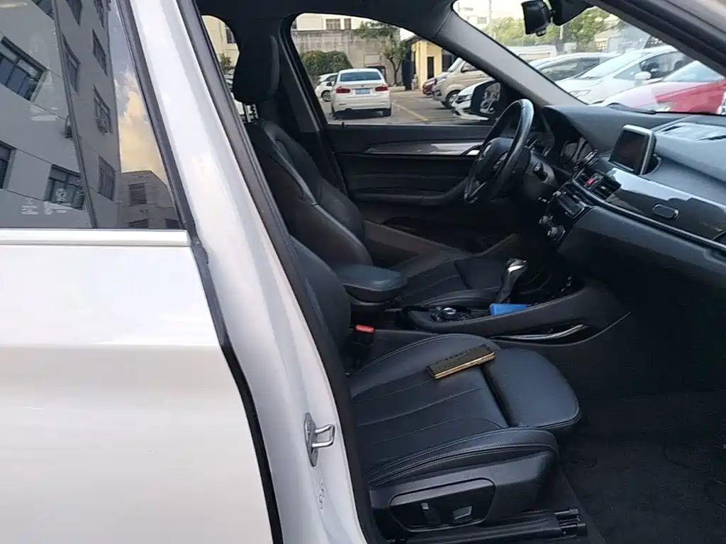 BMW X1 — миниатюра 25