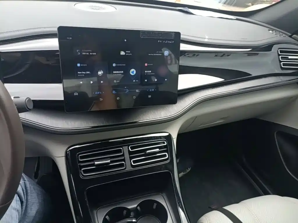 BYD Qin PLUS — миниатюра 10