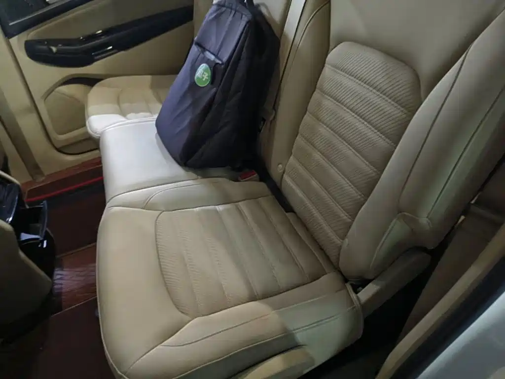 Ford Edge — миниатюра 17