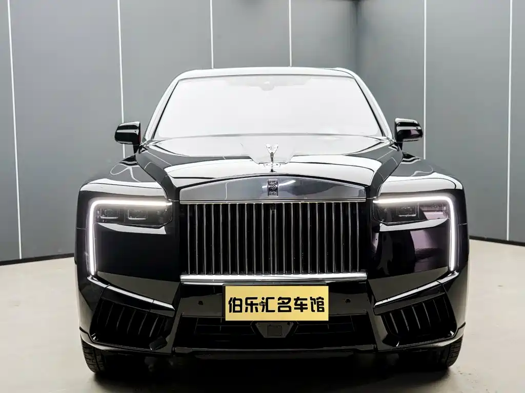 Rolls-Royce Cullinan — миниатюра 3