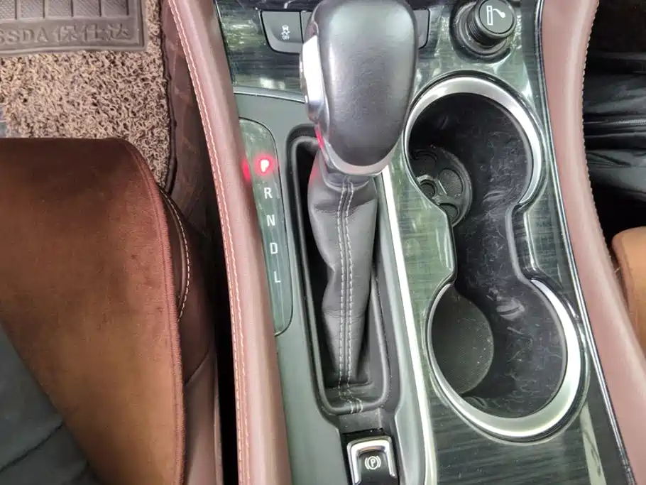 Buick Envision Plus — миниатюра 16