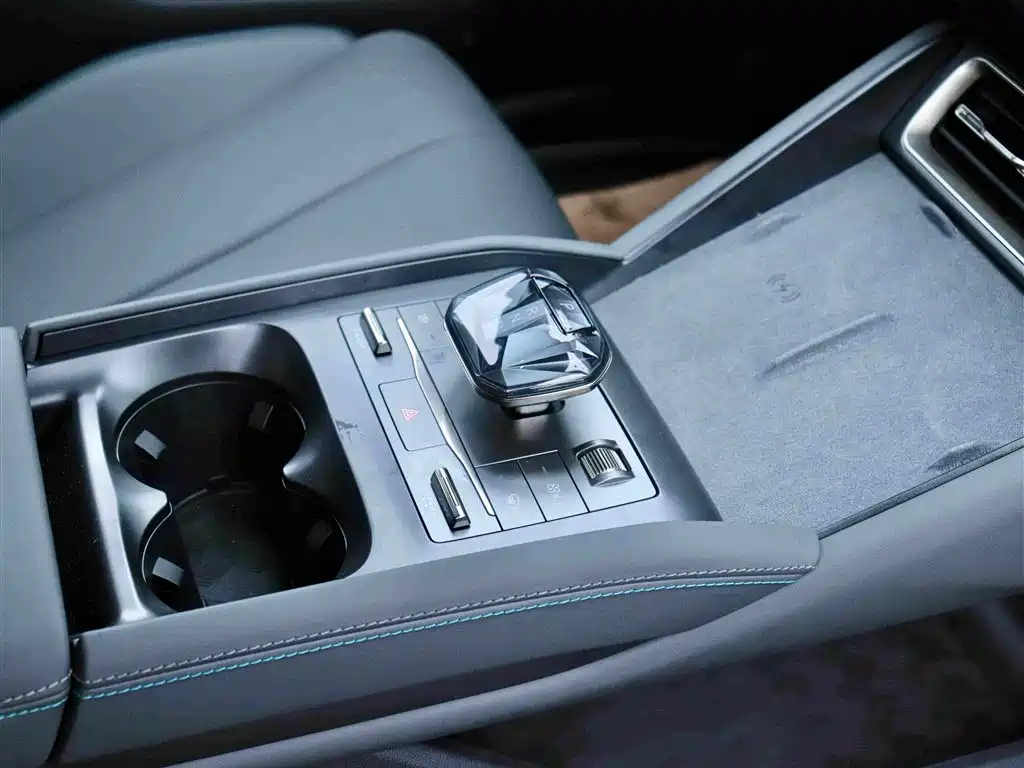 BYD Qin L — миниатюра 7