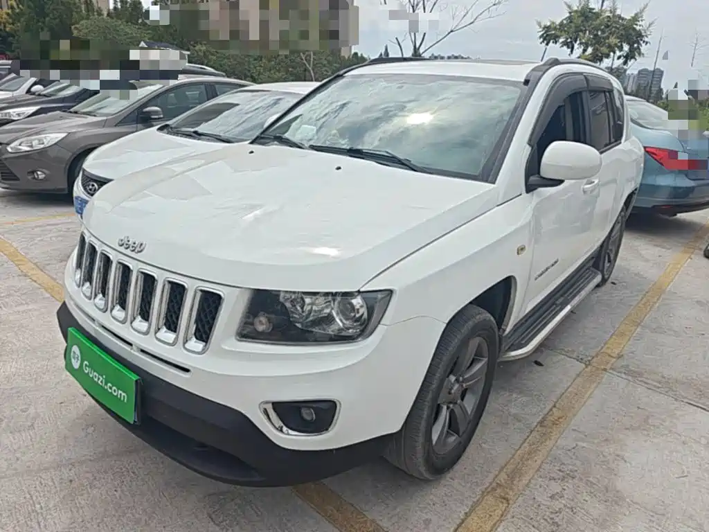 Jeep Compass (Import) — миниатюра 2