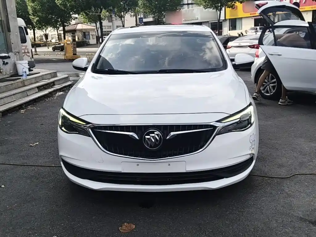 Buick Excelle — миниатюра 3