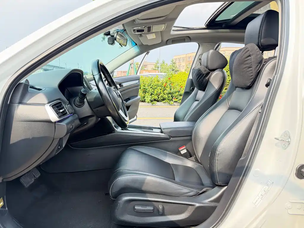 Honda Inspire — миниатюра 8