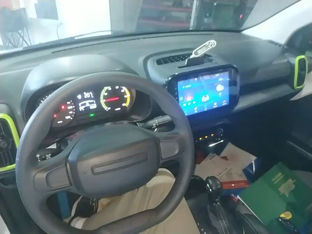Roewe Clever — миниатюра 10