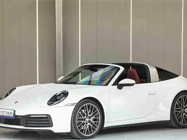 Porsche 911 2023