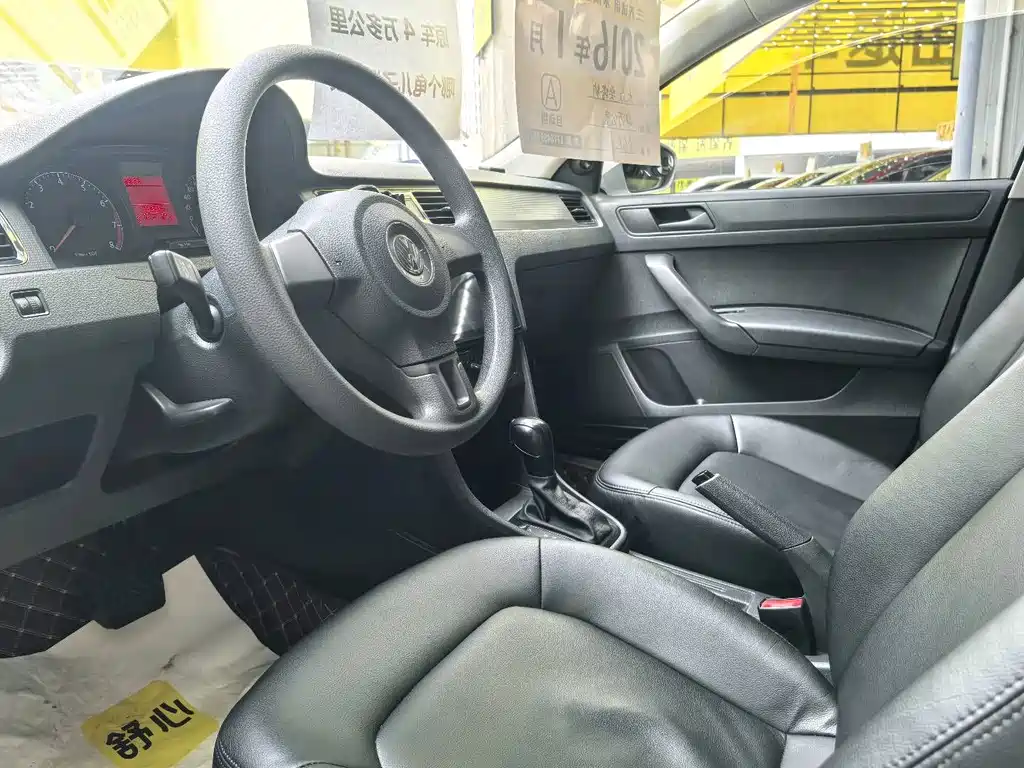 Volkswagen Santana — миниатюра 7