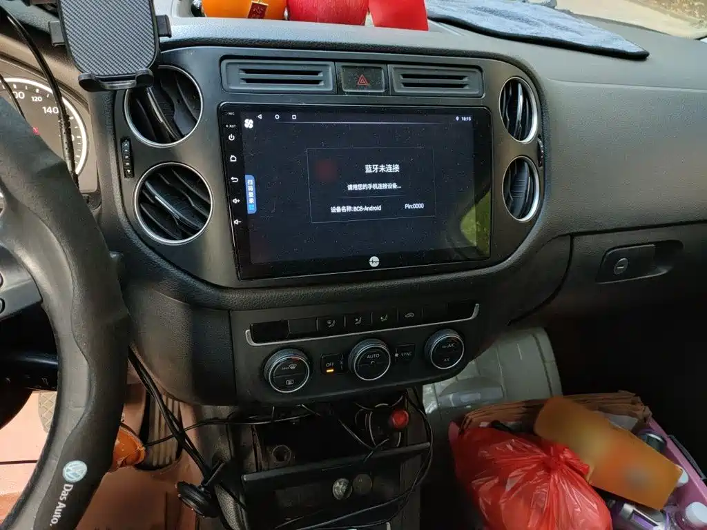 Volkswagen Tiguan 2015 1.8TSI AT Comfort