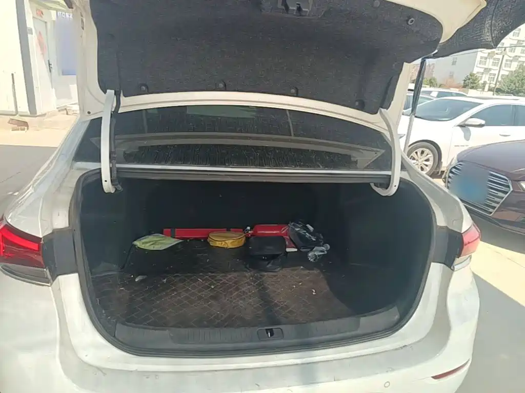 Buick Excelle — миниатюра 19