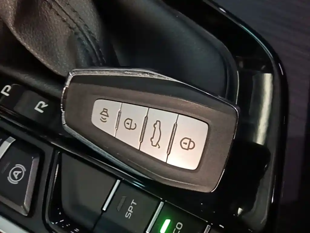 Geely Binrui — миниатюра 9