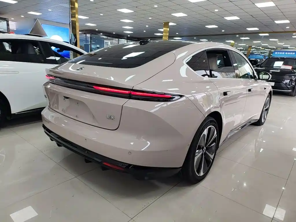 NIO ET5 — миниатюра 7