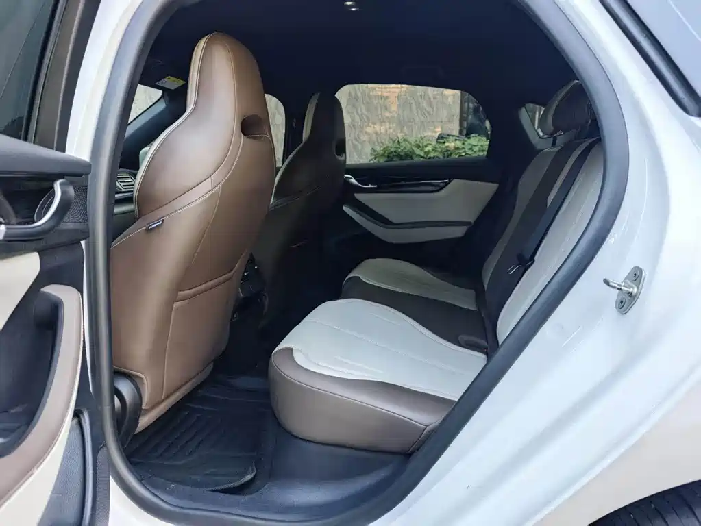 BYD Qin PLUS — миниатюра 6