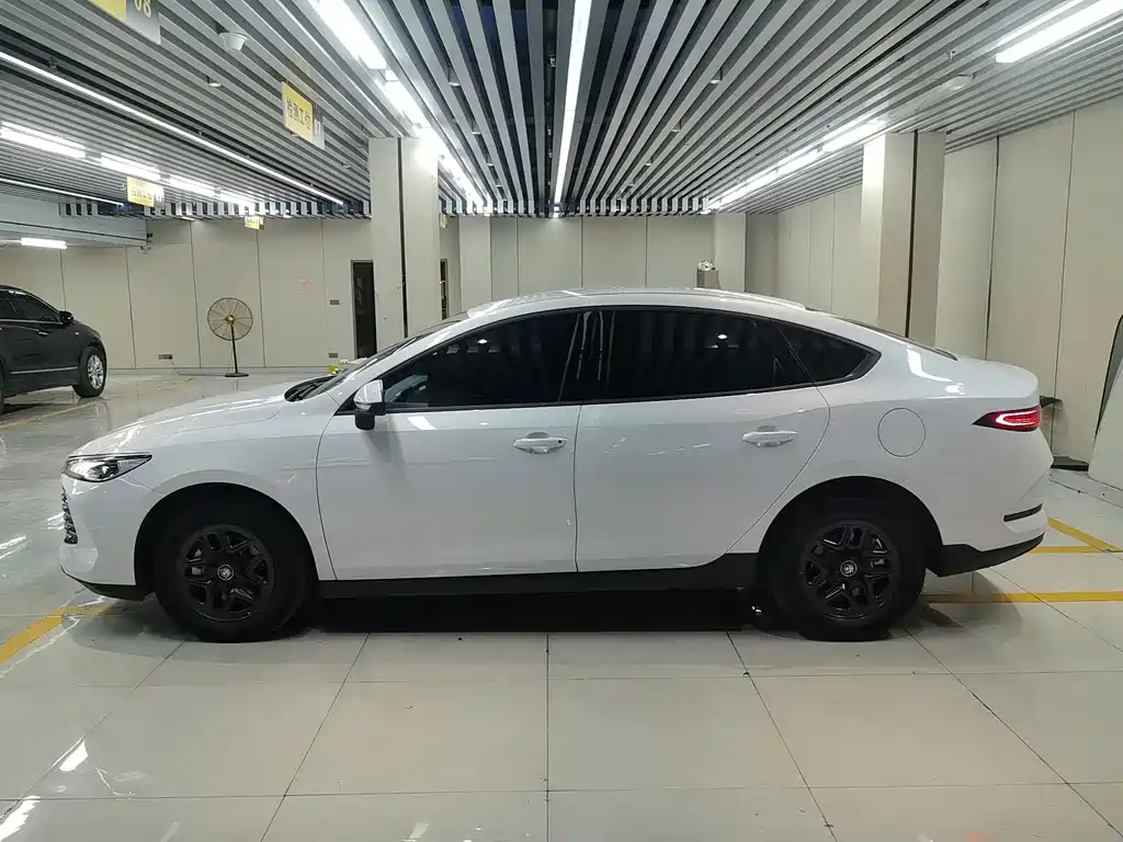 BYD Qin PLUS — миниатюра 2