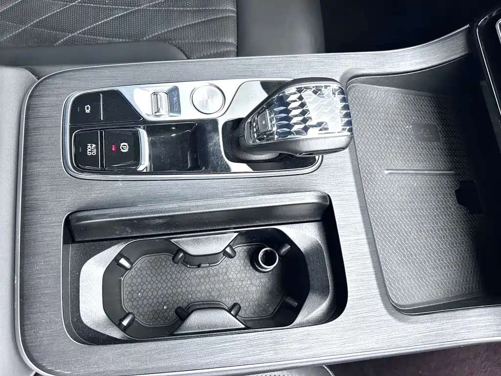 GAC Motor Trumpchi GS8 — миниатюра 7