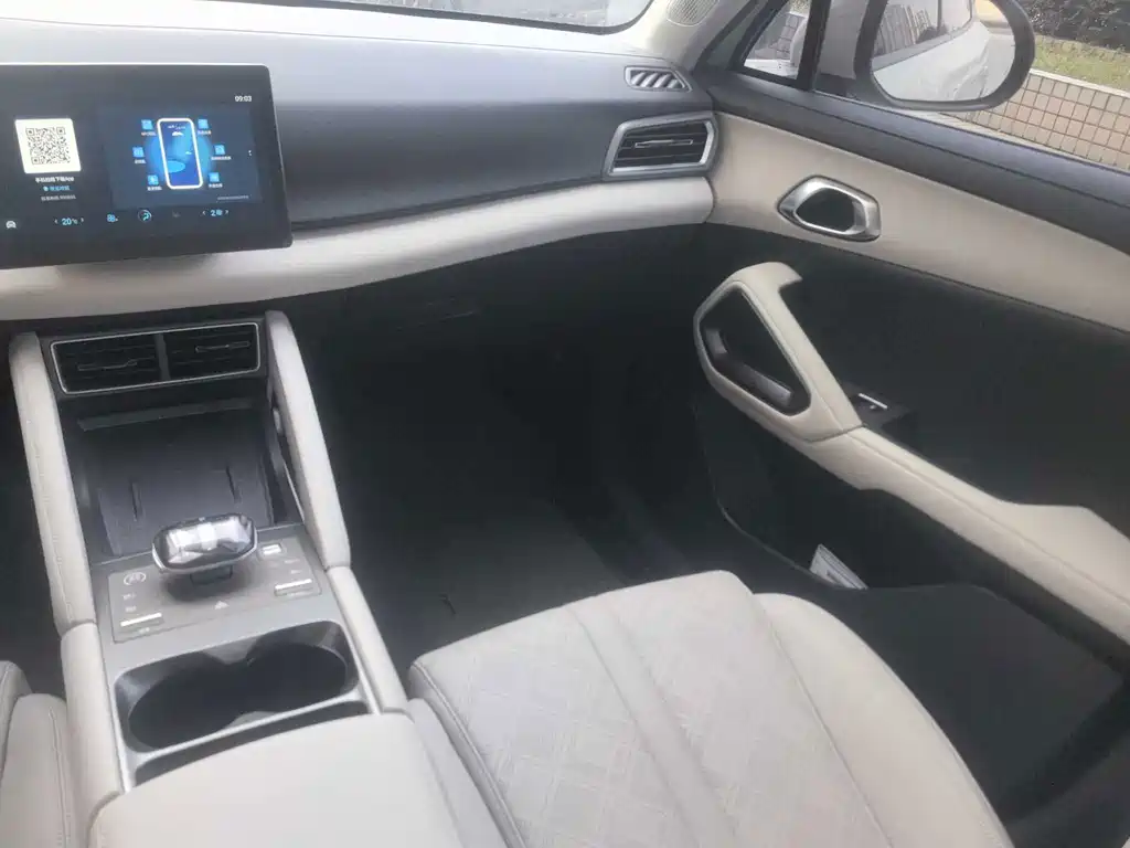 BYD Yuan UP — миниатюра 12