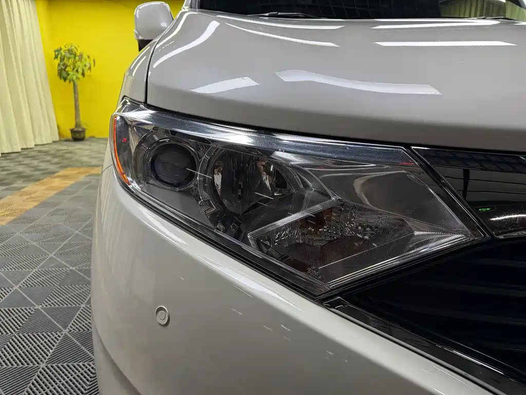 Nissan Quest — миниатюра 4