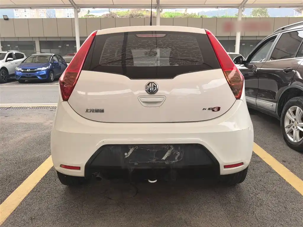 MG 3 2014 1.3L MT Comfort