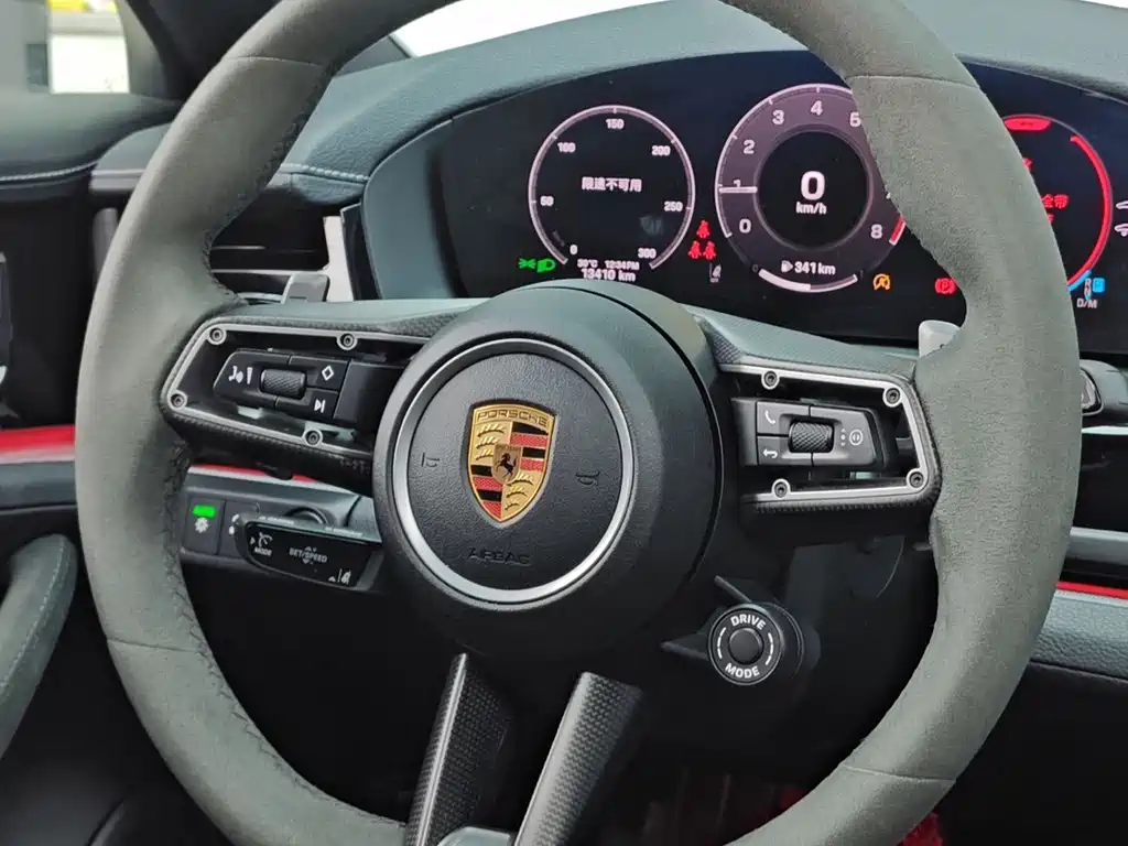 Porsche Panamera — миниатюра 5