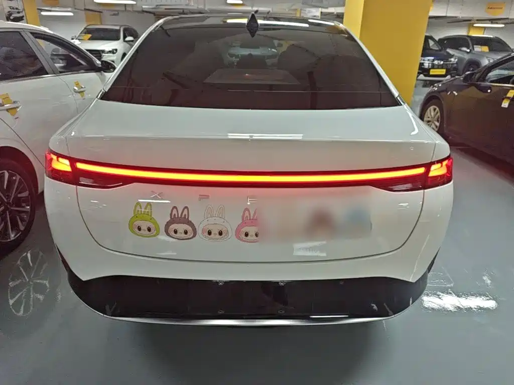 XPeng P5 — миниатюра 6