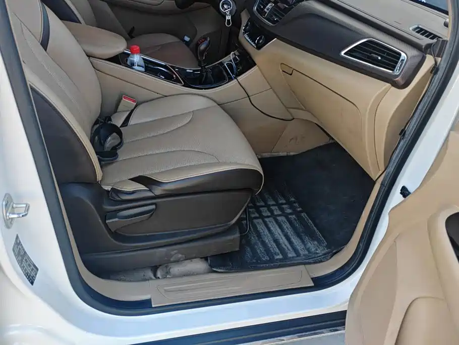 Baojun 730 — миниатюра 8