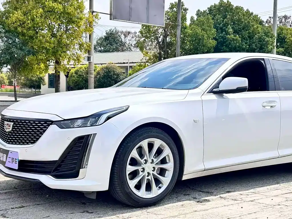 Cadillac CT5 2023
